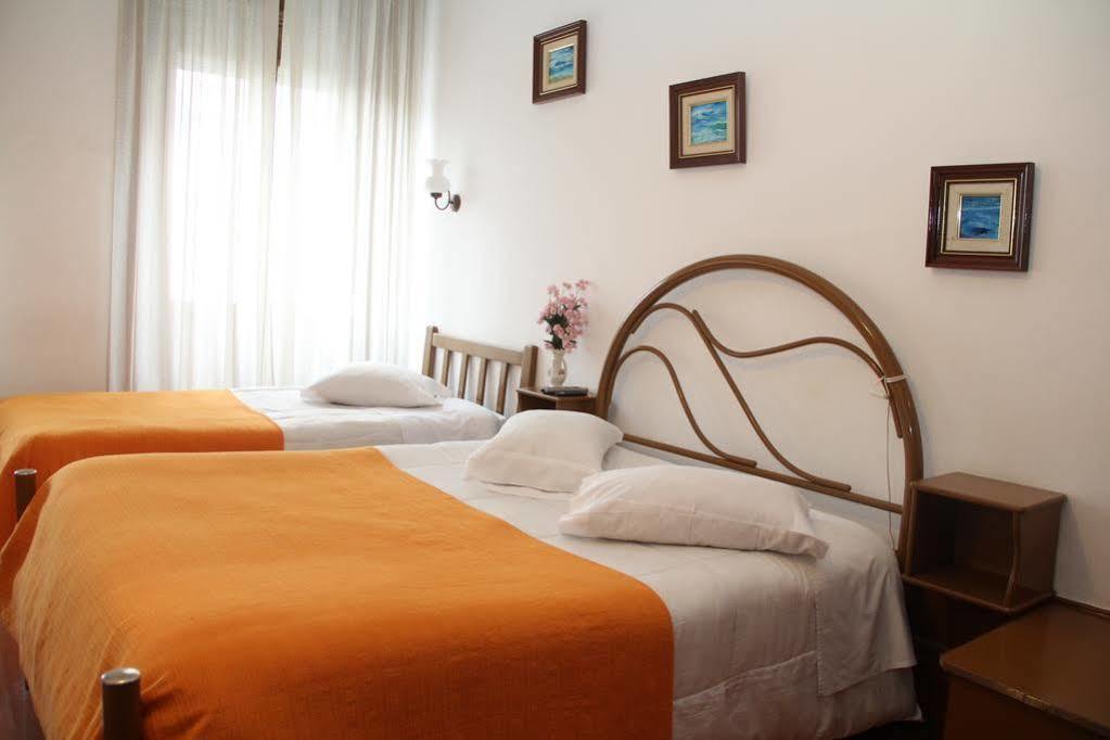 Monte Sinai Guest House Porto Exterior photo