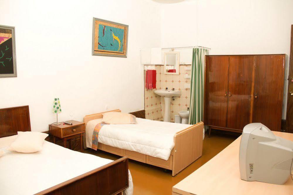 Monte Sinai Guest House Porto Exterior photo